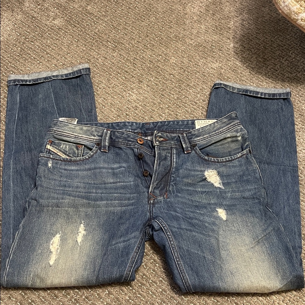 Classic Blue Men's Jeans with Distressed Detailing